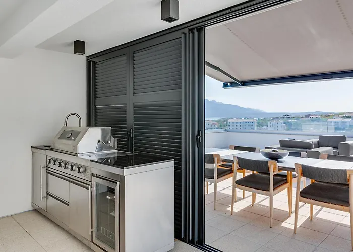 Lägenhet Penthouse Velebit Direct Sea Views Steps To Beach Luxury Stay *